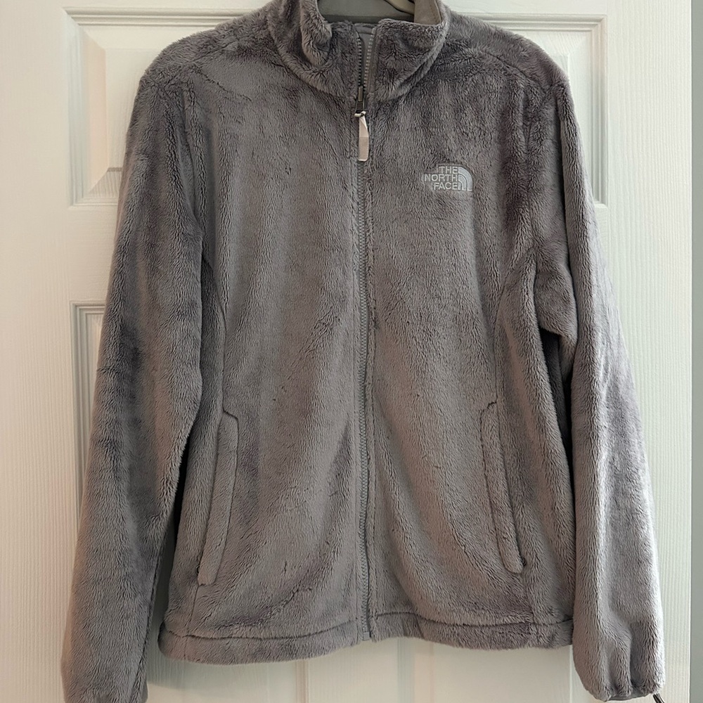 CLOSET CLOSING - OFFERS WELCOME! 
The North Face Soft Gray Fleece Jacket